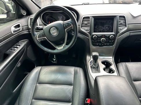 Used 2018 Jeep Grand Cherokee Limited AWD/4WD image 30