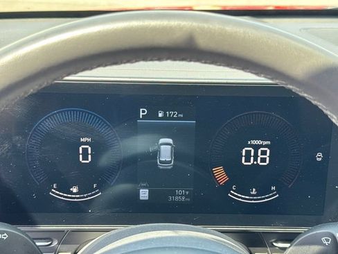 Used 2025 Hyundai Kona SEL AWD/4WD image 17