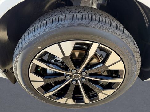 New 2026 Volvo XC60 B5 Plus w/ Protection Package Premier image 8