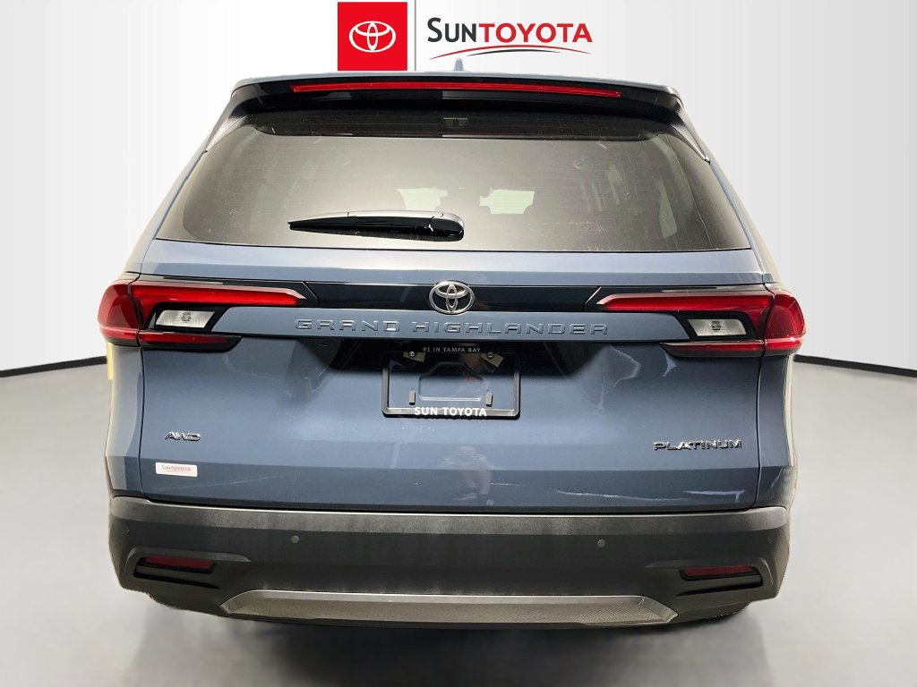 New 2026 Toyota Grand Highlander AWD image 4