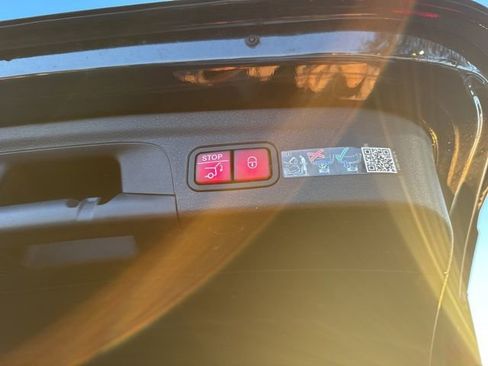 Used 2022 Mercedes-Benz GLE 350 GLE 350 image 33