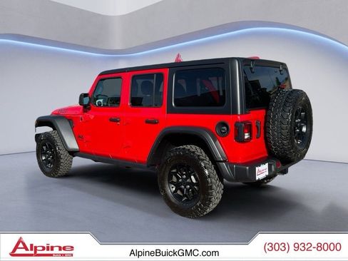 Used 2025 Jeep Wrangler Unlimited Sport AWD/4WD image 3