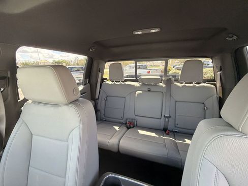 New 2026 GMC Sierra 1500 SLT w/ SLT Premium Package image 15