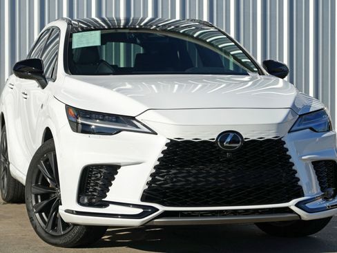 Used 2024 Lexus RX 500h F Sport w/ Convenience Package image 3