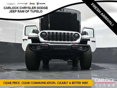 Used 2024 Jeep Wrangler Unlimited Rubicon AWD/4WD image 56