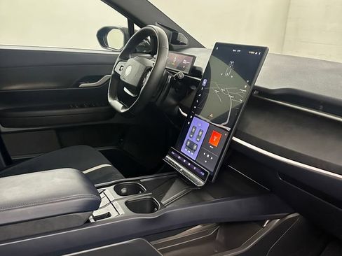 Used 2023 Fisker Ocean One AWD/4WD image 36