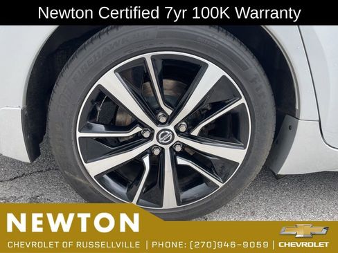 Used 2022 Nissan Maxima SV w/ Floor Mat Group FWD image 45