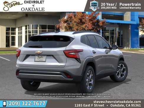 New 2026 Chevrolet Trax LT w/ Driver Confidence Package FWD image 4