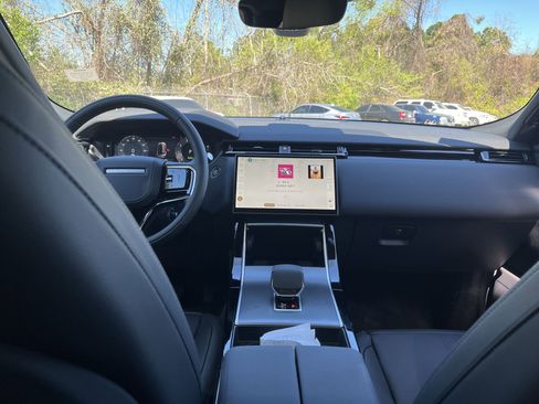 Used 2026 Land Rover Range Rover Velar S AWD/4WD image 26