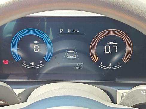 Certified 2026 Hyundai Santa Cruz SEL FWD image 16