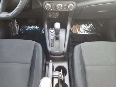 Used 2024 Nissan Kicks S FWD image 12