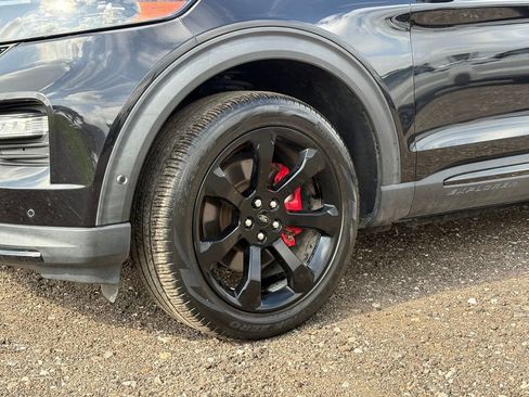 Used 2021 Ford Explorer ST w/ Equipment Group 401A image 9