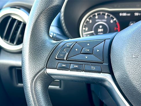 Used 2023 Nissan Versa SV image 28