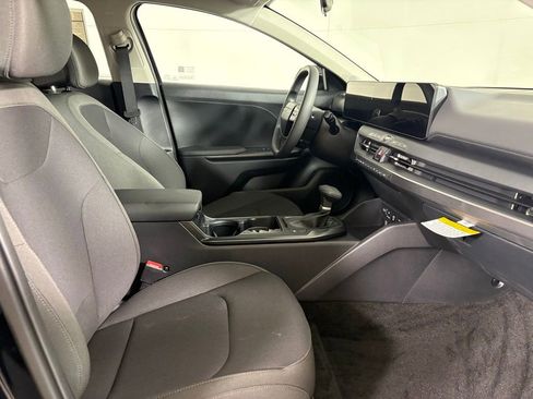 New 2026 Kia K4 LXS image 13
