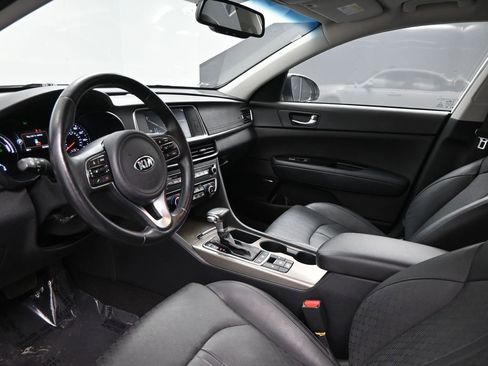 Used 2018 Kia Optima EX image 8