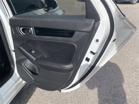 Used 2022 Honda Civic Sport Touring image 12