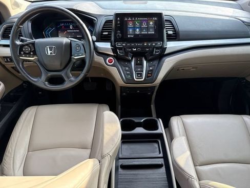 Used 2020 Honda Odyssey Touring image 11