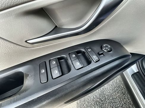 Used 2022 Hyundai Tucson SE image 20