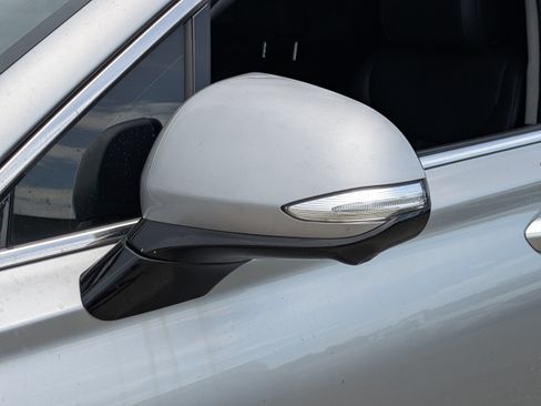 Used 2022 Hyundai Santa Fe Limited FWD image 12
