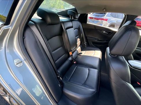 Used 2024 Chevrolet Malibu LT image 23
