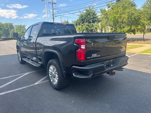 Used 2020 Chevrolet Silverado 2500 High Country w/ Z71 Off-Road Package AWD/4WD image 5