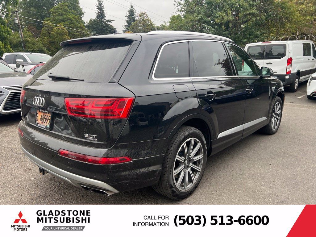 Used 2017 Audi Q7 3.0T Premium Plus AWD/4WD image 5