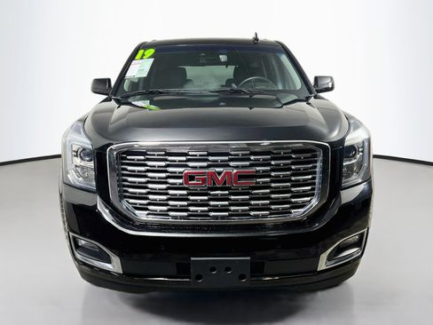 Used 2019 GMC Yukon Denali w/ Denali Ultimate Package AWD/4WD image 11