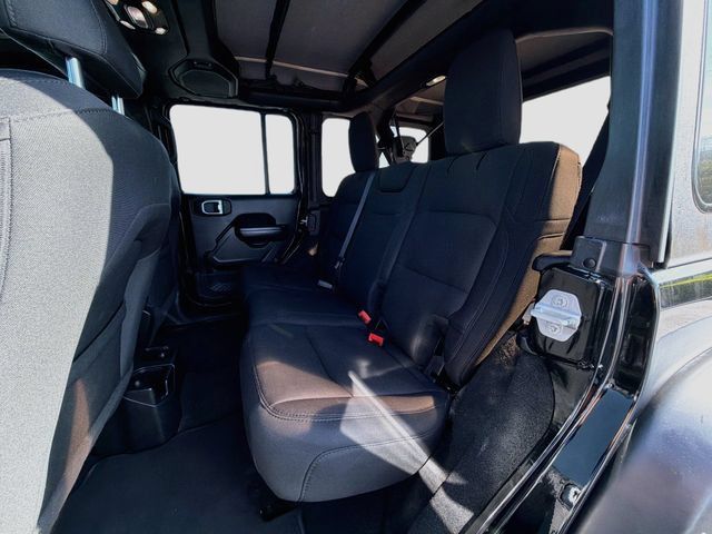 Used 2021 Jeep Wrangler Unlimited Sport AWD/4WD image 25