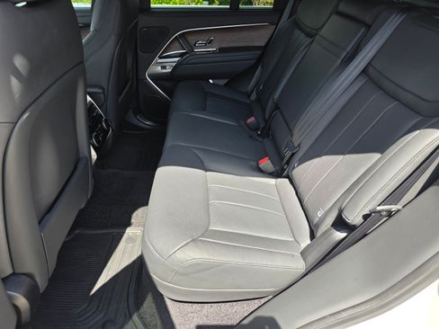 Certified 2023 Land Rover Range Rover SE AWD/4WD image 14