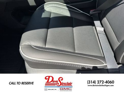New 2026 GMC Acadia Denali w/ Super Cruise Package FWD image 12