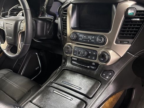 Used 2017 GMC Yukon Denali w/ Open Road Package AWD/4WD image 30