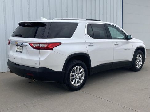 Used 2018 Chevrolet Traverse LT FWD image 5