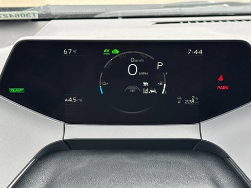 New 2026 Toyota Prius Plug-In Hybrid FWD image 29