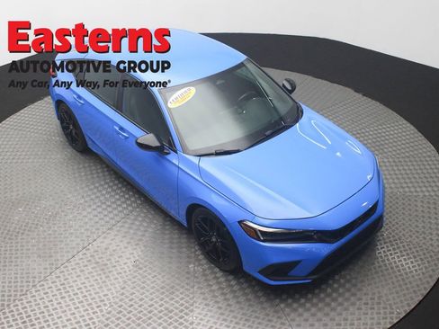 Used 2022 Honda Civic Sport image 3