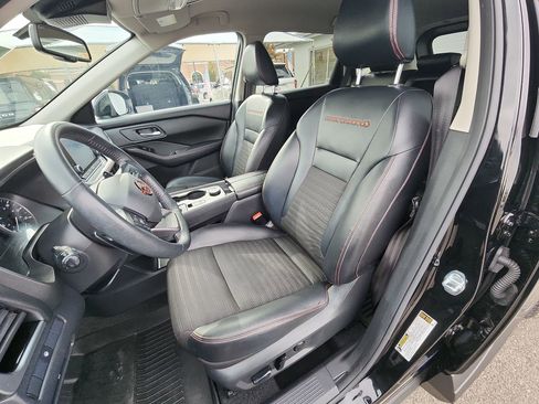 Used 2025 Nissan Rogue SV w/ Rock Creek Premium Package image 13