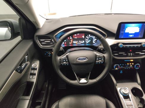 Used 2022 Ford Escape SEL FWD image 22