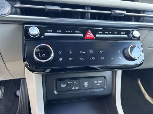 New 2026 Hyundai Tucson Limited image 26