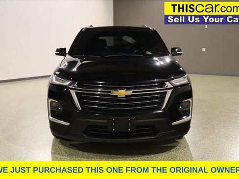 Used 2022 Chevrolet Traverse LT image 2