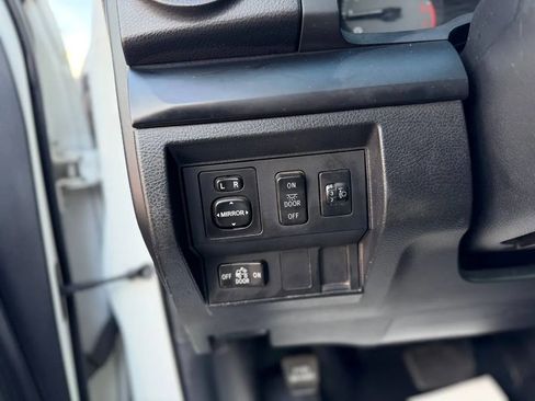 Used 2014 Toyota Tundra SR image 37