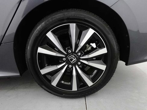 Used 2023 Honda Civic EX image 9