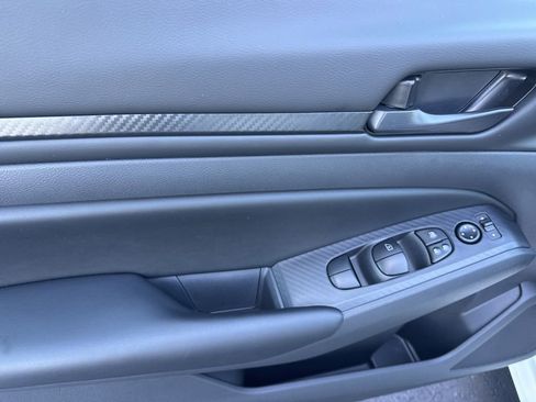 Certified 2025 Nissan Altima 2.5 S image 13