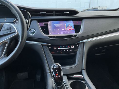 Certified 2022 Cadillac XT5 Luxury image 20