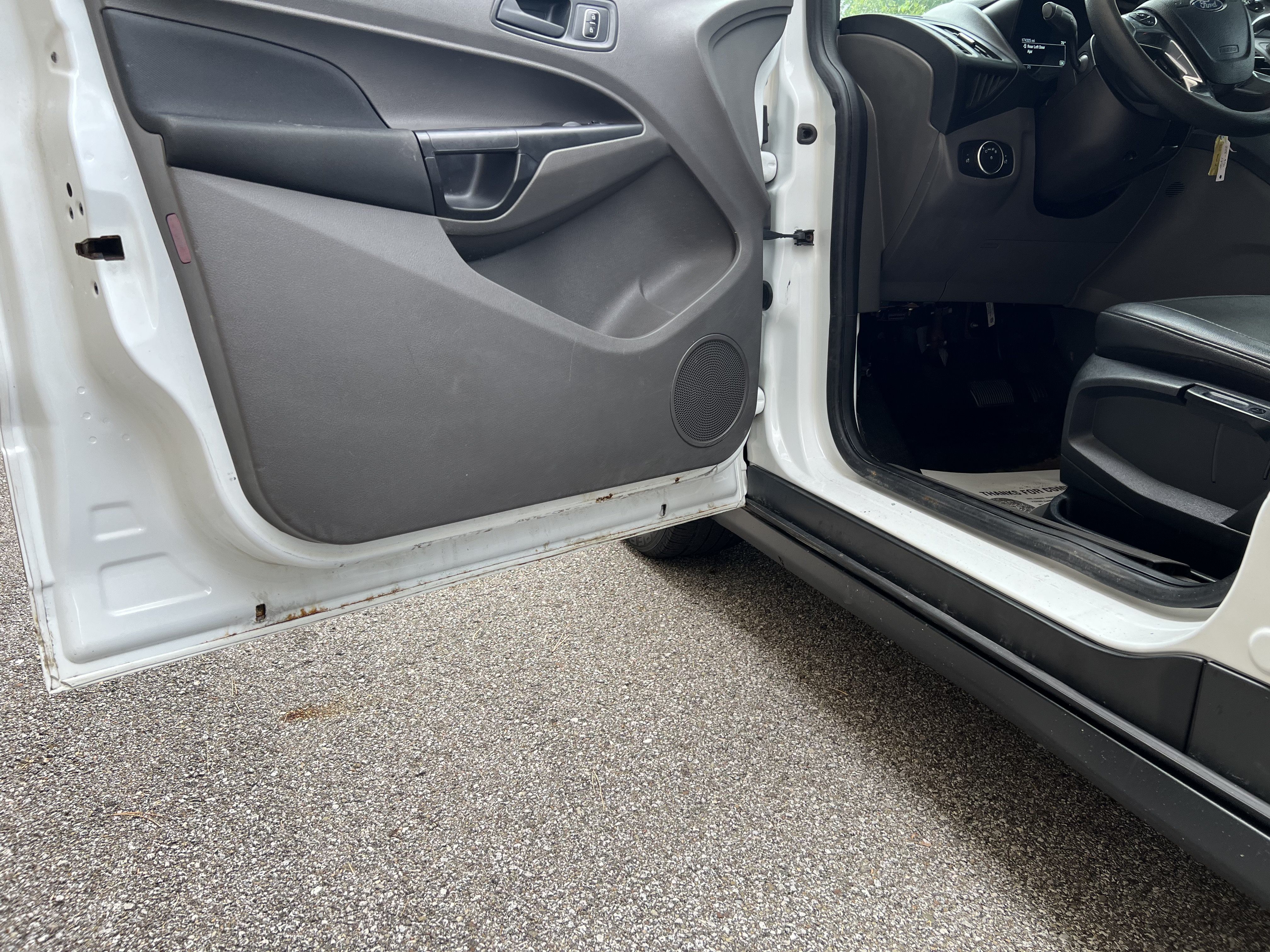 Used 2020 Ford Transit Connect XL FWD image 39