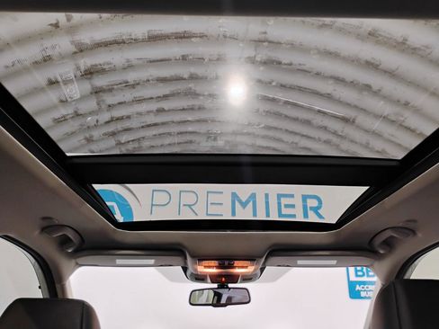 Used 2025 Nissan Rogue Platinum w/ Tech Package image 15