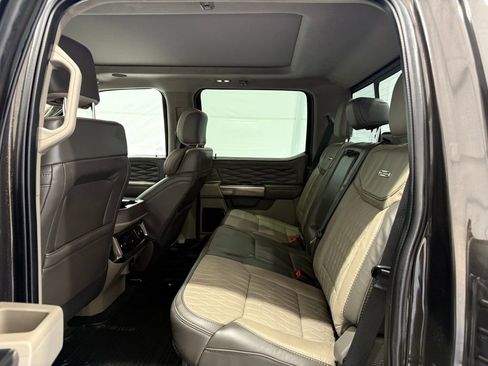 Used 2025 Ford F450 Platinum w/ Platinum Plus Package image 17