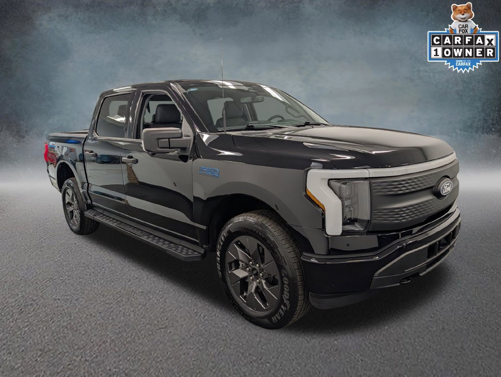 Used 2024 Ford F150 Lightning XLT AWD/4WD image 4