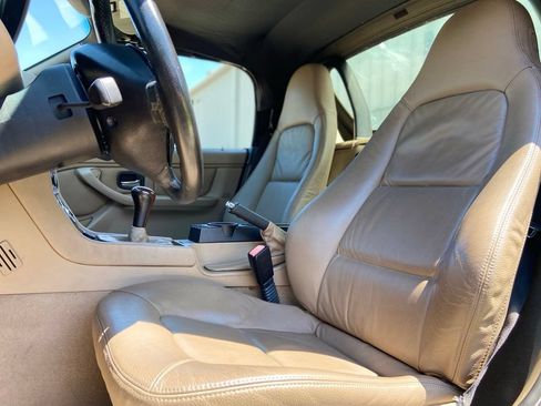Used 2002 BMW Z3 3.0i RWD image 23