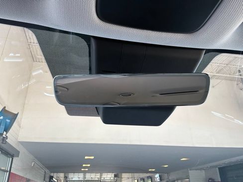 Used 2026 Hyundai Palisade SEL FWD image 25