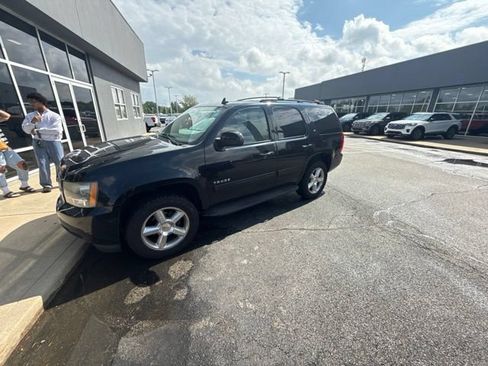 Used 2009 Chevrolet Tahoe LT w/ Luxury Package AWD/4WD image 5