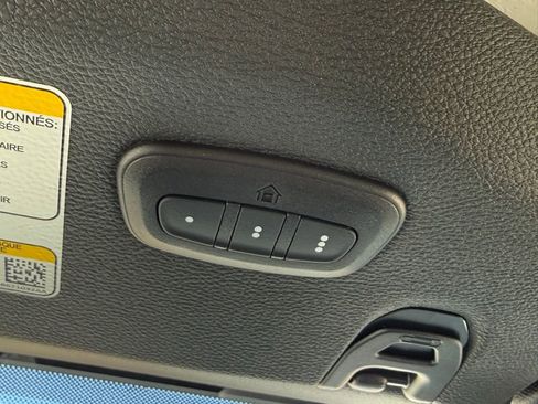 New 2025 Jeep Gladiator Sport image 26